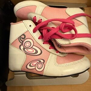 Girls bladerunner ice skate